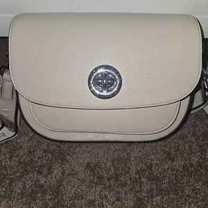 Elegant Cream Crossbody Bag